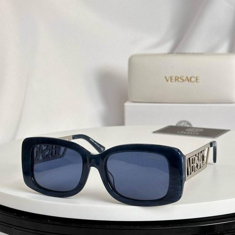 Versace Sunglasses 82